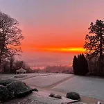 Manoir De La Houlette Bed and breakfast