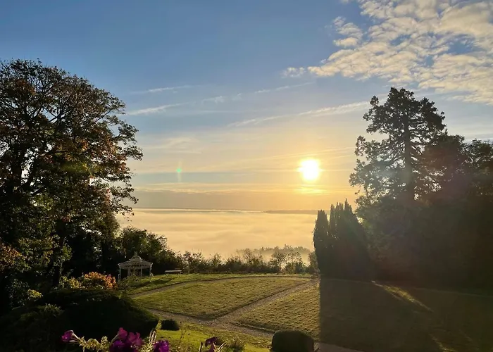 Manoir De La Houlette Bed and Breakfast 3*